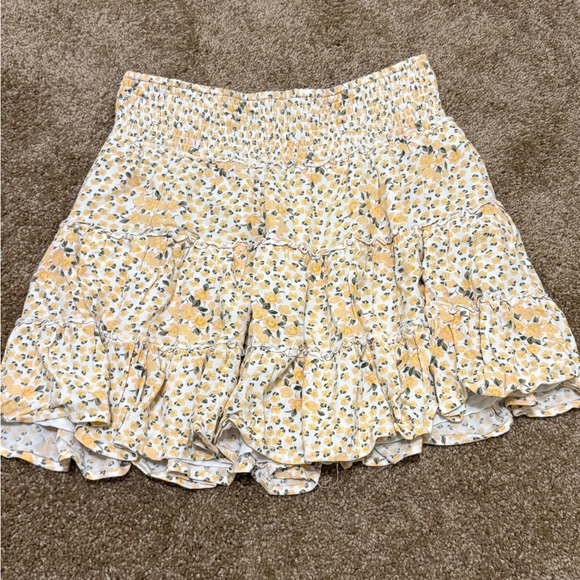 American Eagle Outfitters Dresses & Skirts - American Eagle Outfitters Yellow Floral Mini Skirt